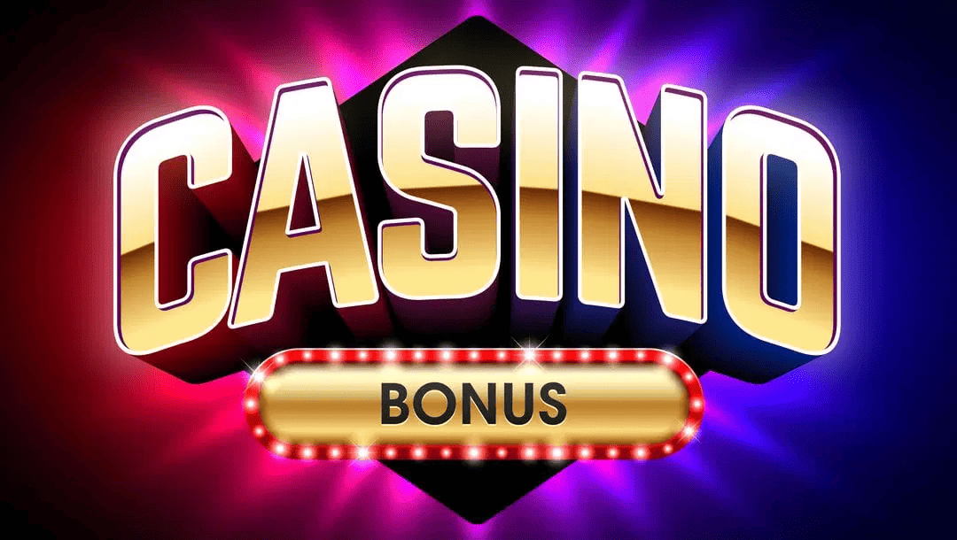 Promotional bonus showcase featuring daily and exclusive QQ2 rewards for Indian players